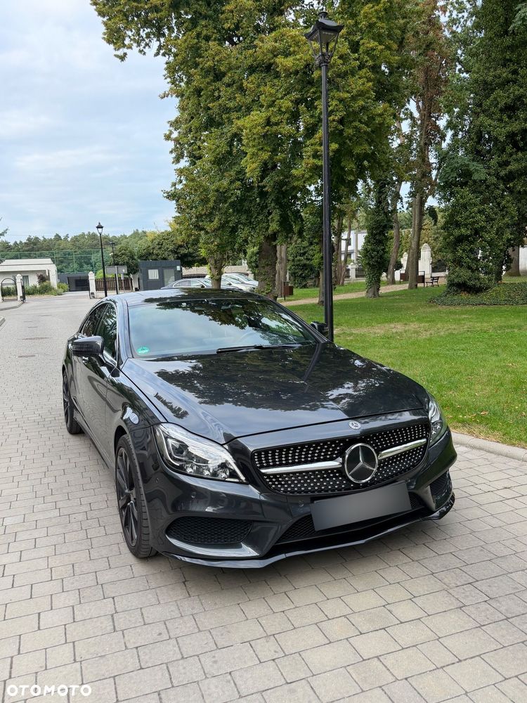 Mercedes-Benz CLS 350 d 4Matic 9G-TRONIC Final Edition - 4