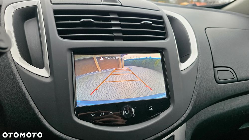 Chevrolet Trax 1.6 LT - 29