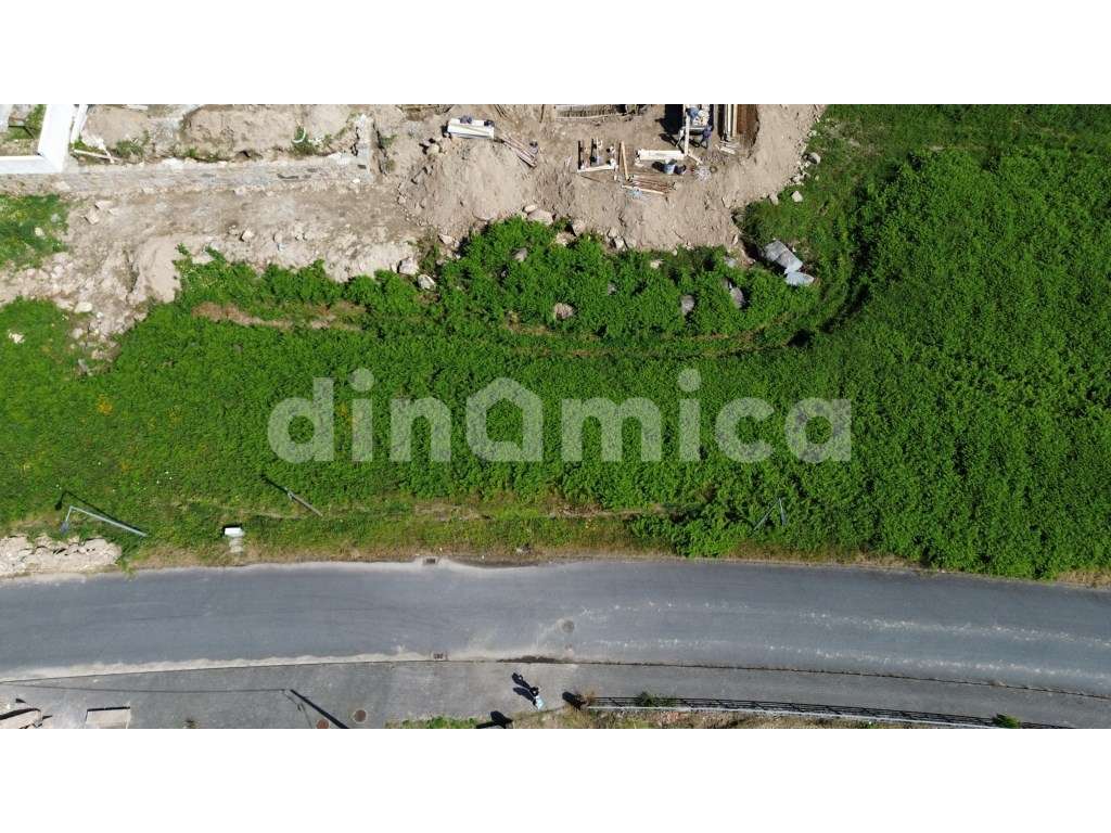 Lote de Terreno - Grande imagem: 2/4