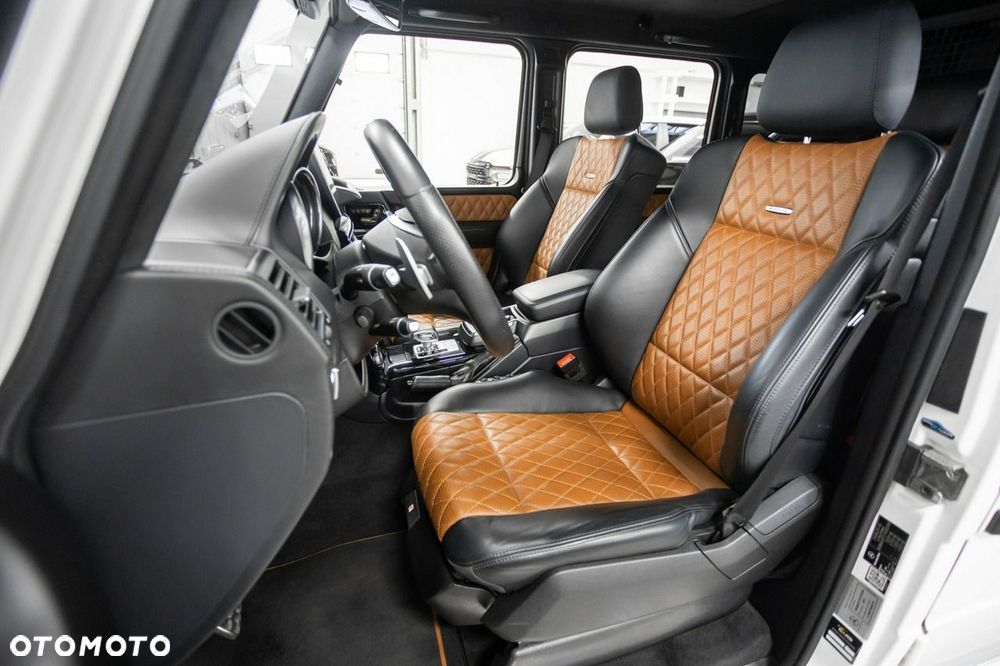 Mercedes-Benz Klasa G AMG 63 AMG SPEEDSHIFT 7G-TRONIC - 28