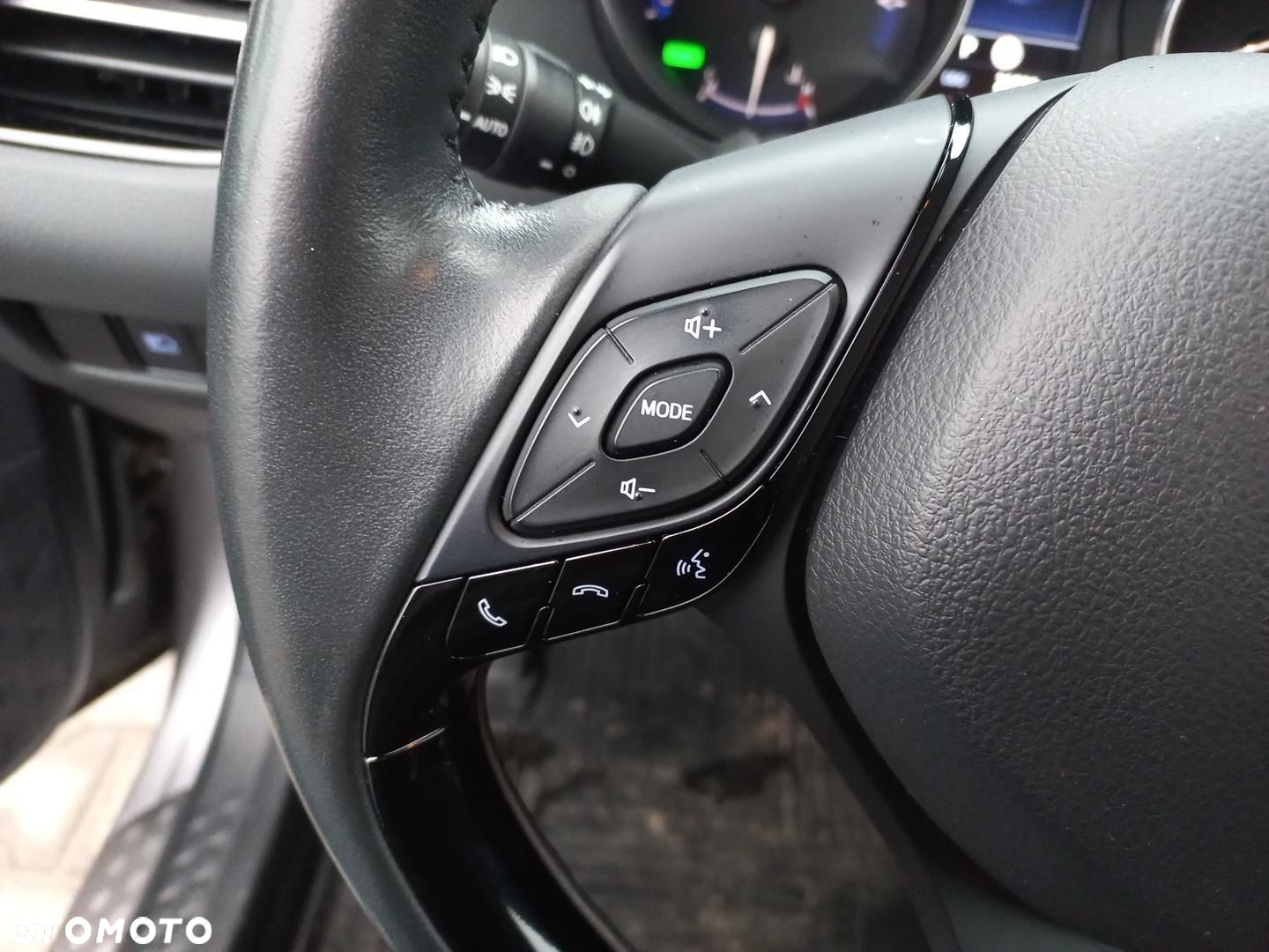 Toyota C-HR - 18