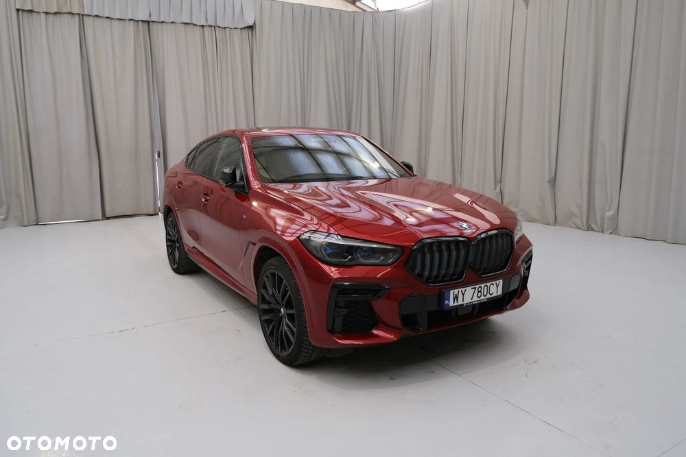 BMW X6 xDrive30d mHEV - 11