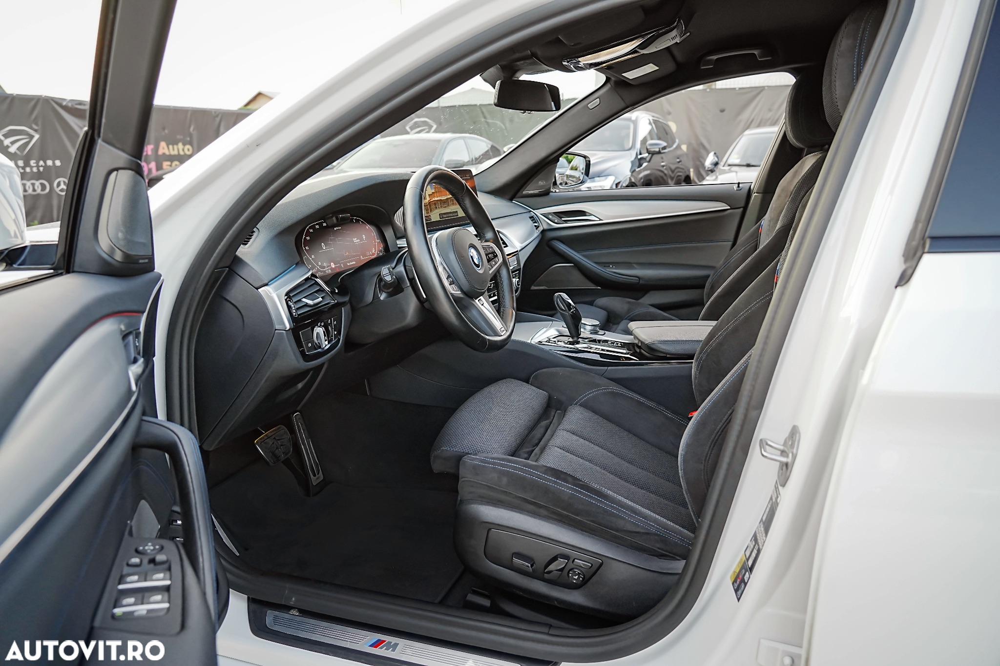 BMW Seria 5 545e xDrive Aut. - 24