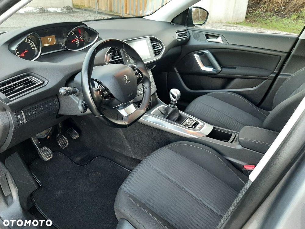 Peugeot 308 BlueHDi FAP 150 Stop&Start Active - 20