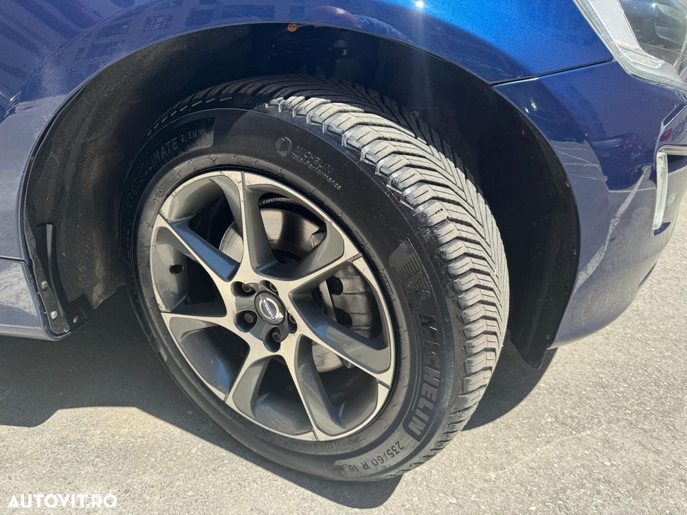 Volvo XC 60 D5AWD Ocean Race - 6