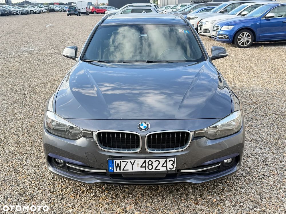 BMW Seria 3 330i Edition Luxury Line Purity - 14