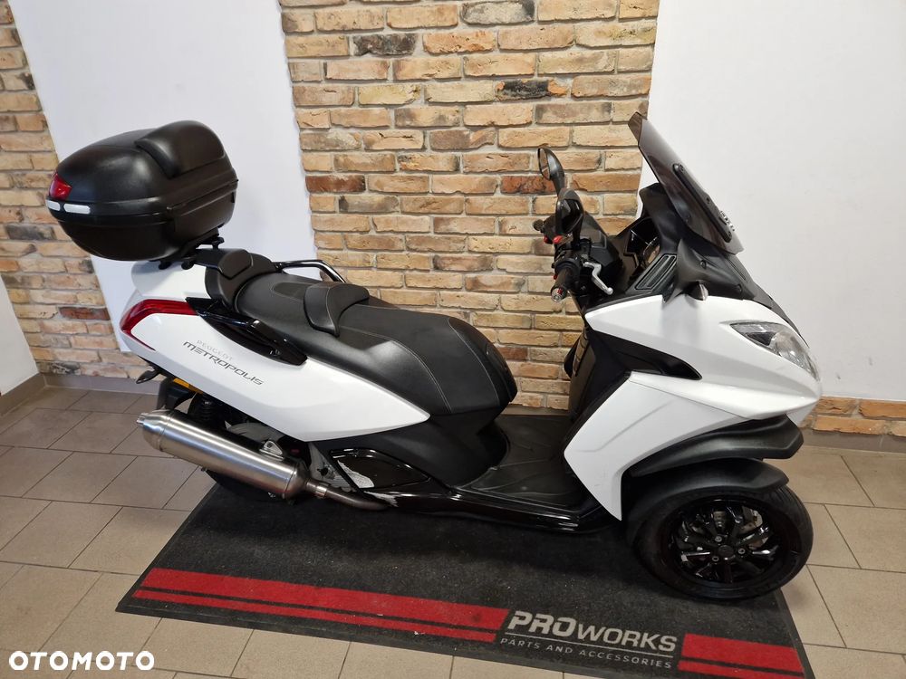Peugeot Metropolis - 6