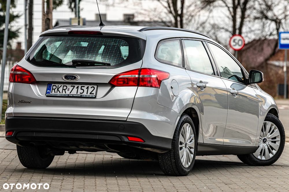 Ford Focus 1.5 TDCi Trend - 8