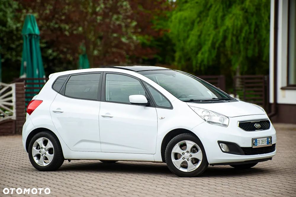 Kia Venga - 30