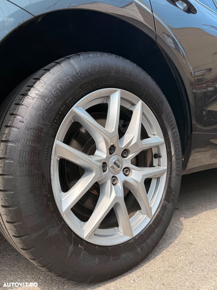 Volvo XC 60 D4 Momentum - 7