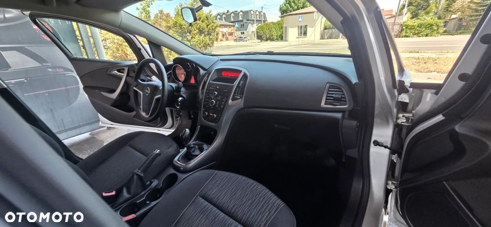 Opel Astra 1.4 111 - 33