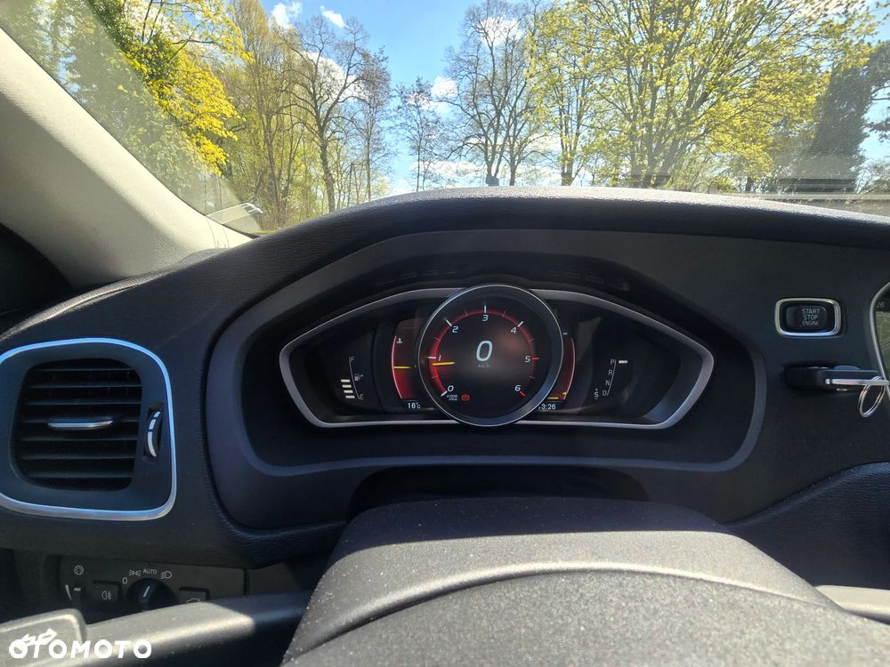 Volvo V40 D4 Geartronic Summum - 37