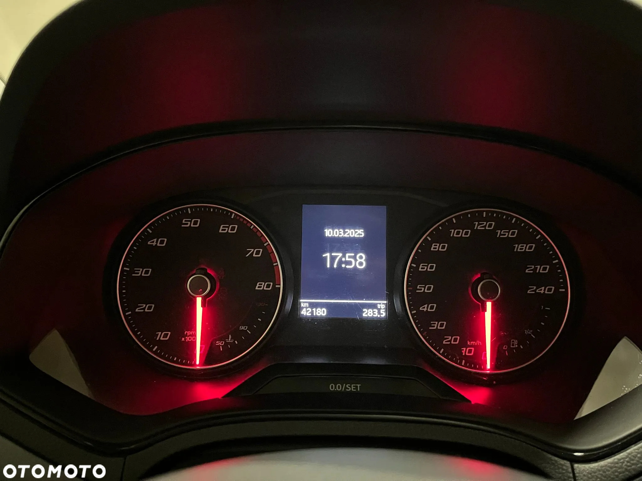 Seat Arona 1.0 TSI Full LED S&S - 10