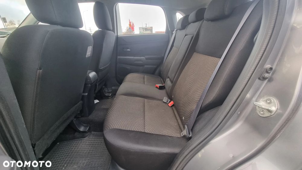 Mitsubishi ASX 1.8 DID Invite 4WD AS&G - 10