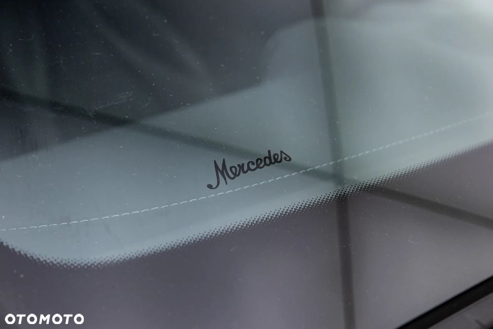 Mercedes-Benz CLE - 39
