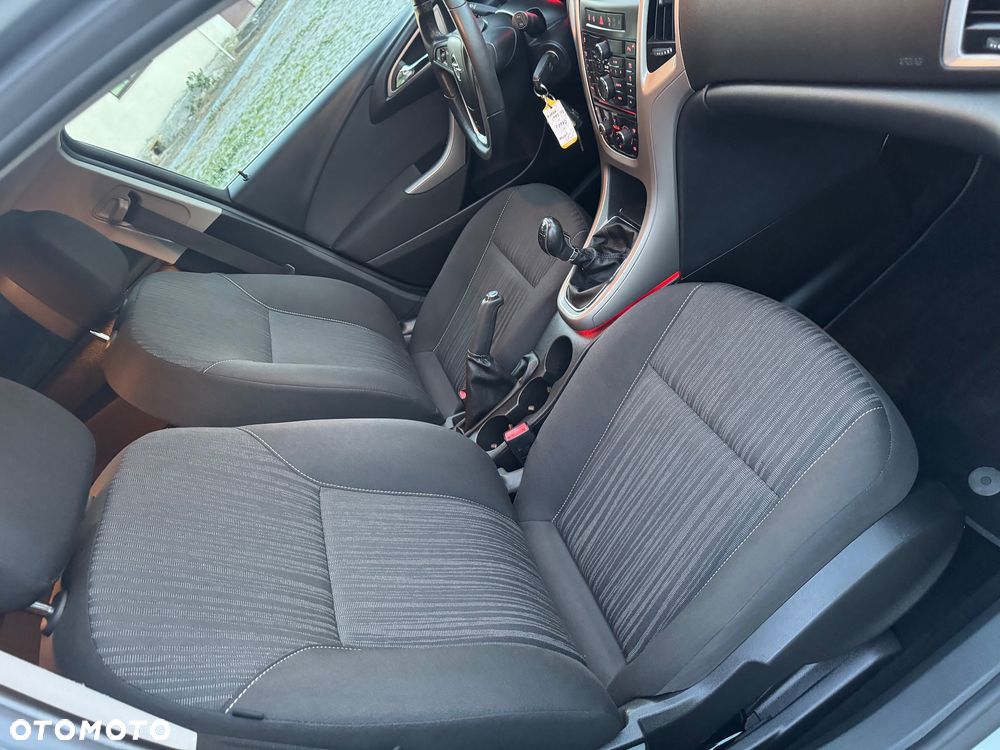 Opel Astra 1.6 Color Edition - 27