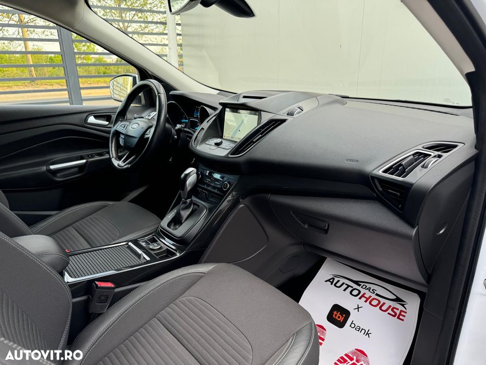 Ford Kuga - 11