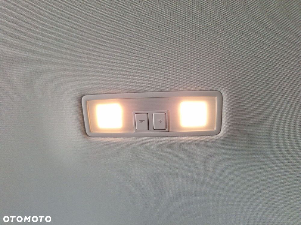 Volkswagen Touran 1.5 TSI EVO Comfortline Plus DSG - 39