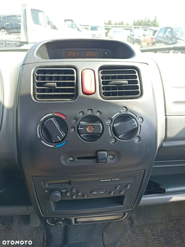 Opel Agila - 10