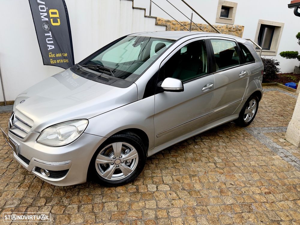 Mercedes-Benz B 180 CDI - 12