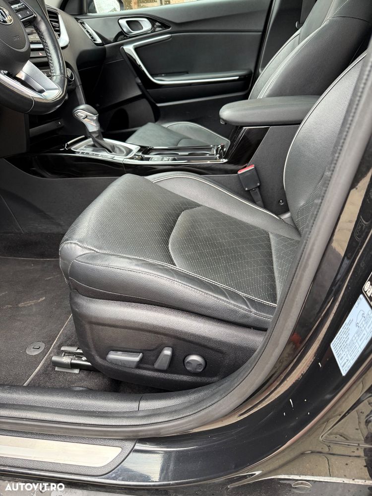 Kia XCeed 1.6 CRDi DCT7 PLATINUM EDITION - 21