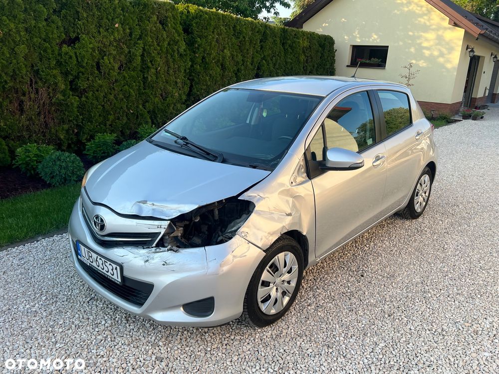 Toyota Yaris - 9