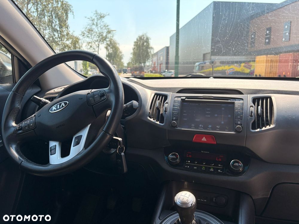 Kia Sportage 2.0 XL 2WD - 11