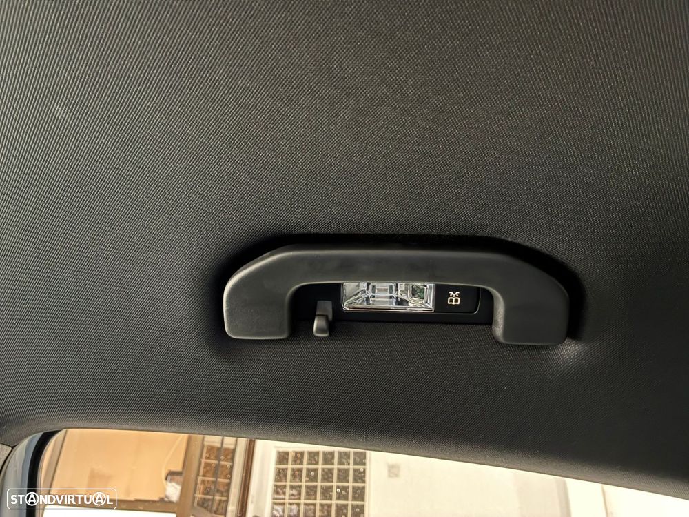 Mercedes-Benz A 250 - 26