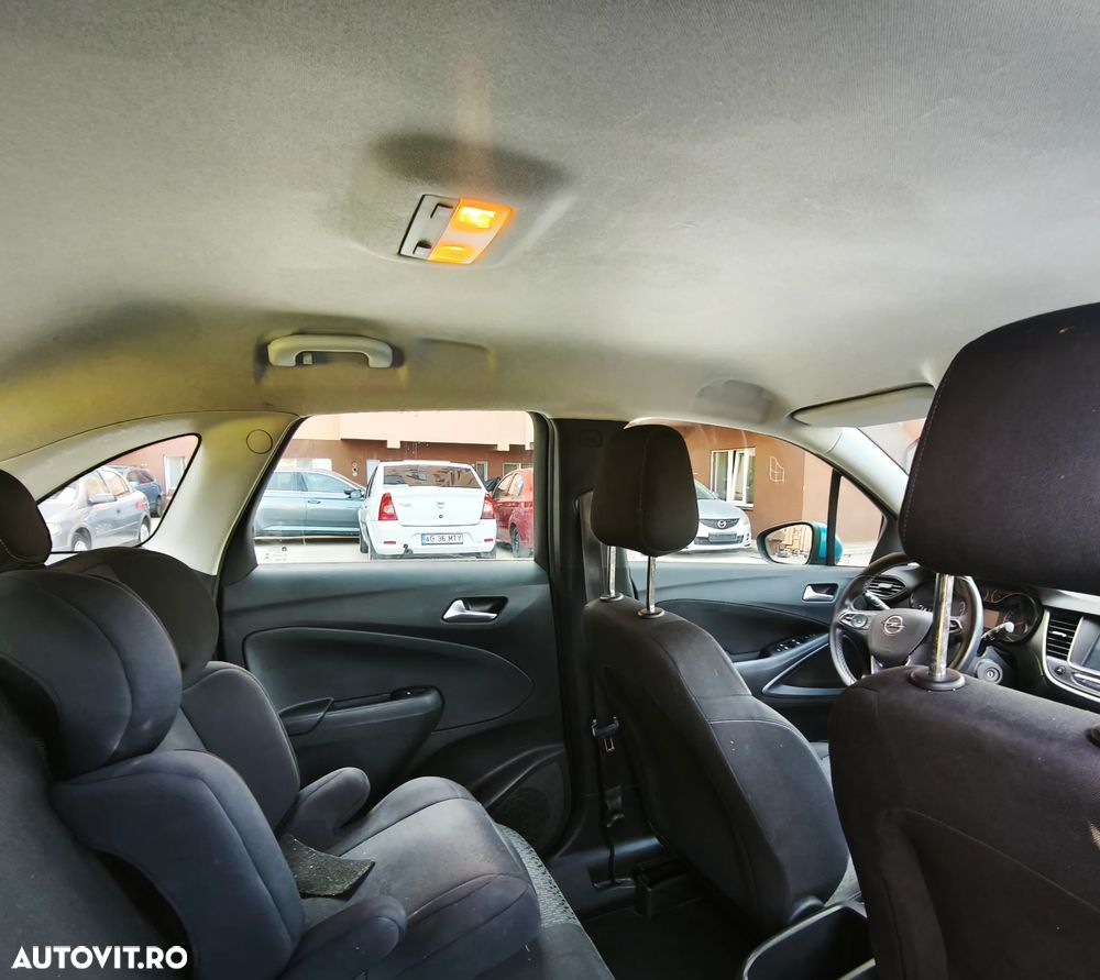 Opel Crossland - 10
