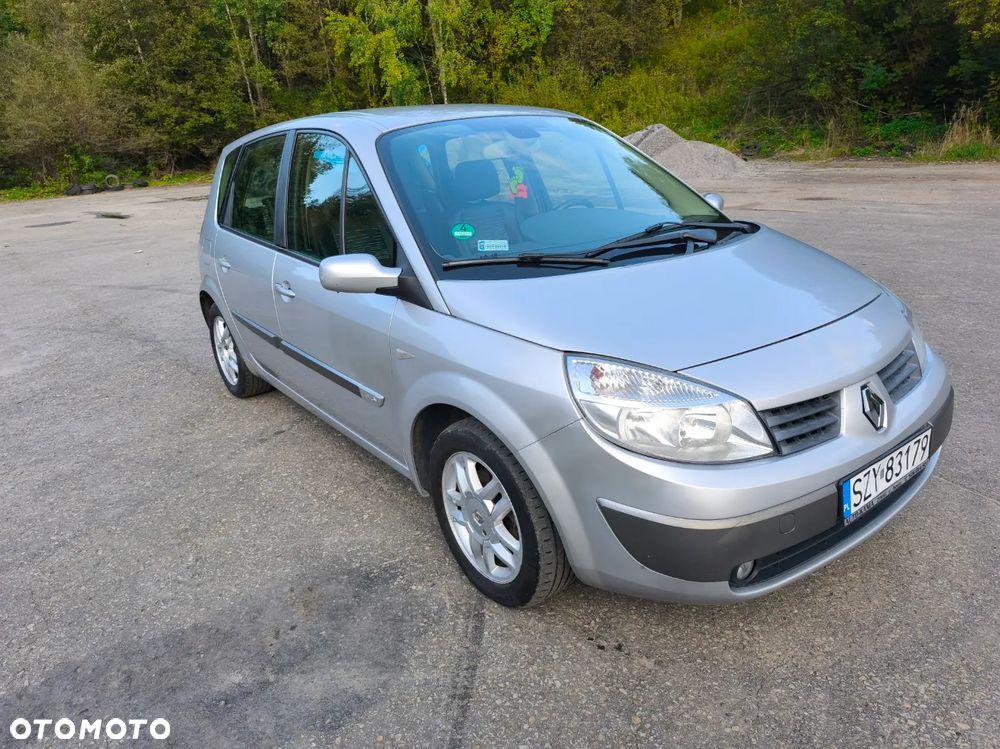 Renault Scenic 1.6 16V Confort Expression - 4