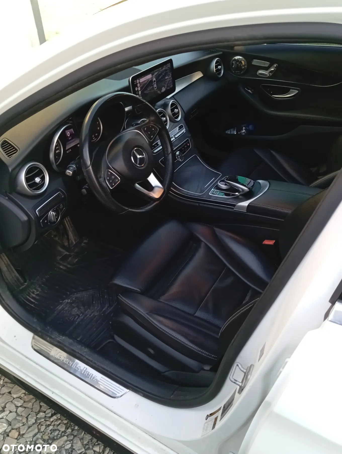 Mercedes-Benz Klasa C 300 7G-TRONIC - 13