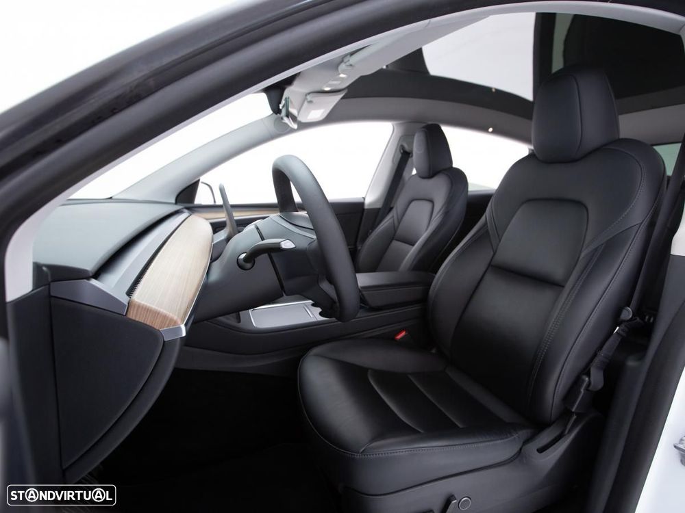 Tesla Model Y Tração Traseira - 10