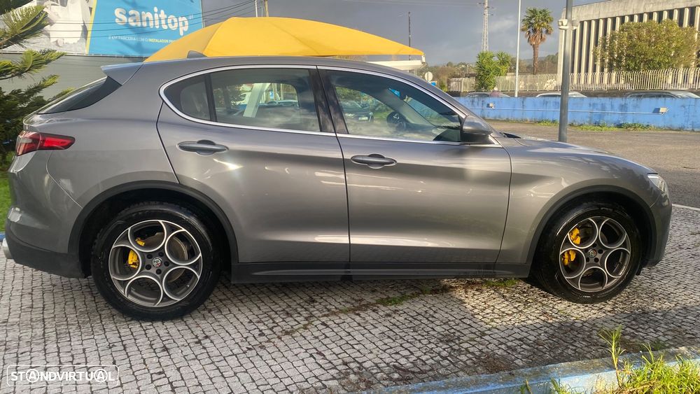 Alfa Romeo Stelvio 2.2 D Super AT8 - 5