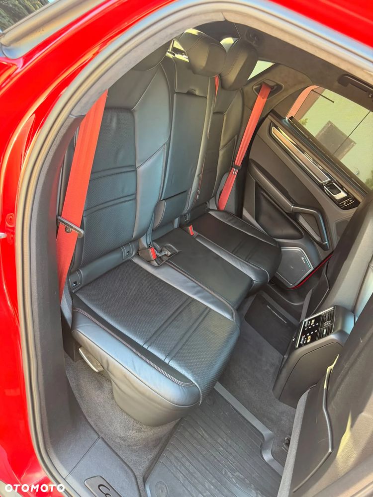 Porsche Cayenne GTS - 29