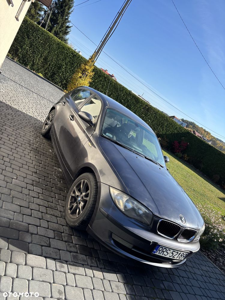 BMW Seria 1 - 1