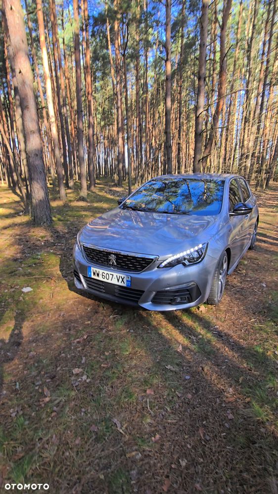 Peugeot 308 - 1