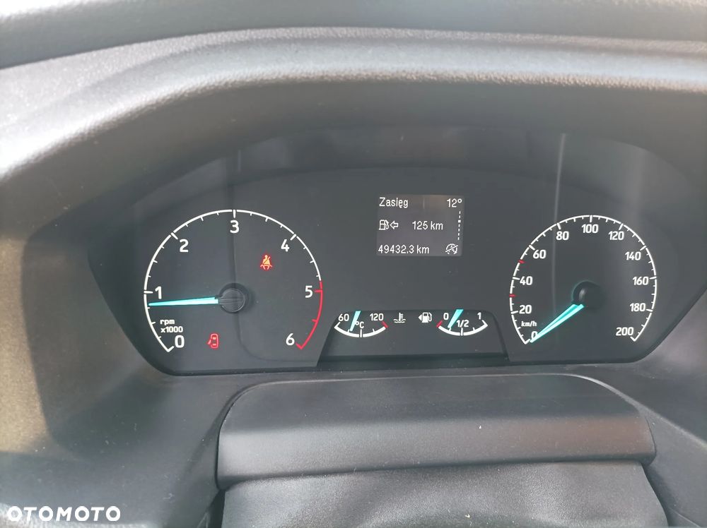 Ford Transit Custom 320 L2H1 Limited (bryg.) - 19