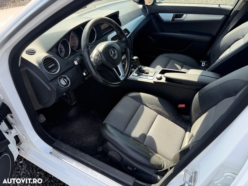 Mercedes-Benz C - 9