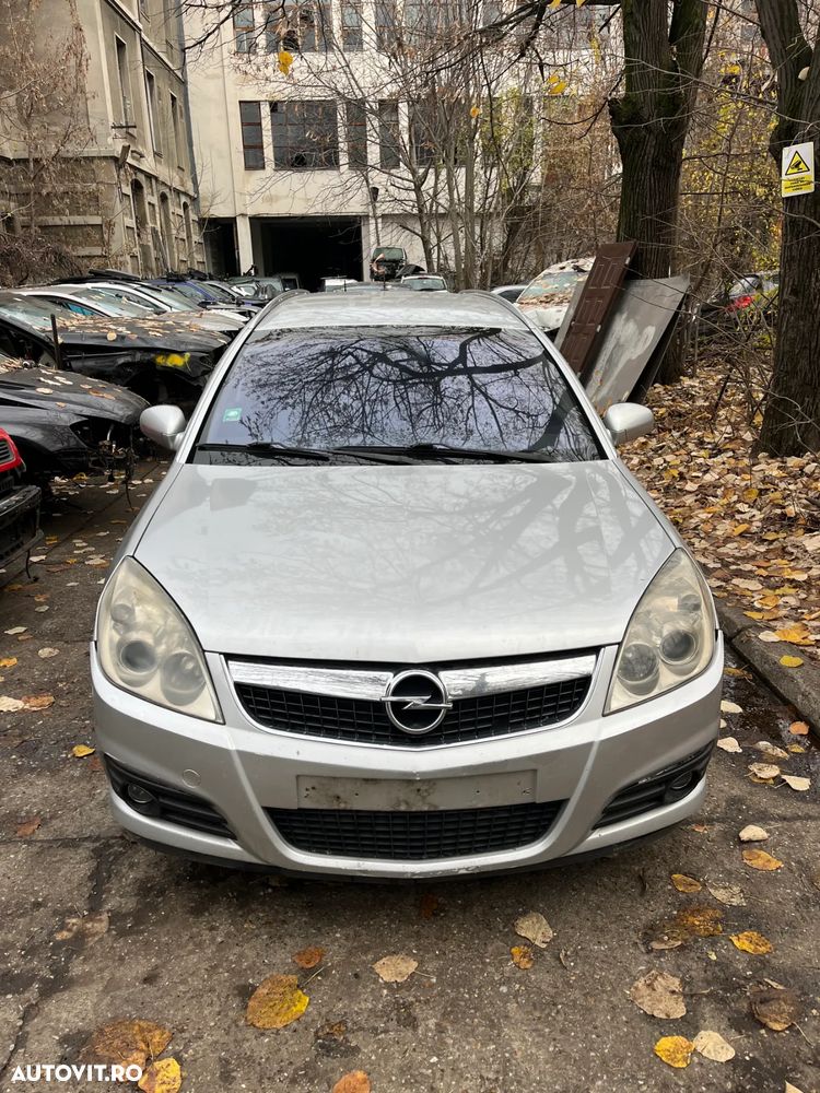 Dezmembrez Opel Vectra C facelift break gri argintiu 1,9 diesel 120CP gri argintiu piele - 4