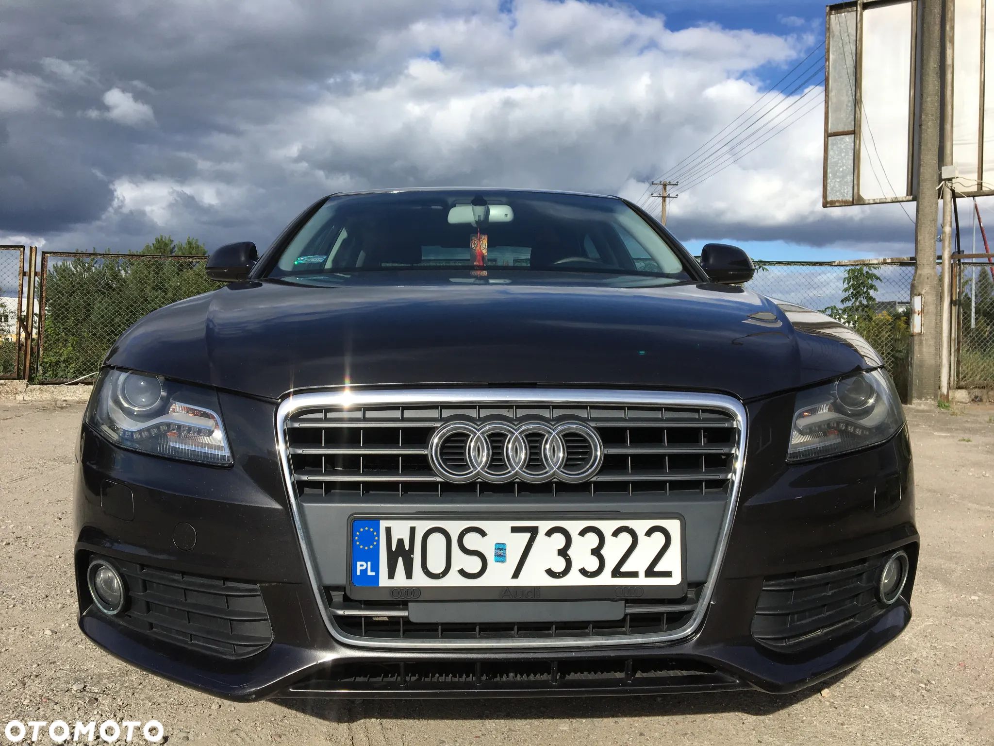 Audi A4 - 1