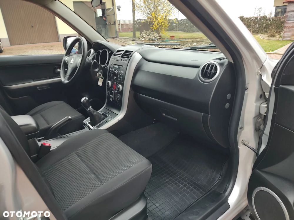 Suzuki Grand Vitara 1.9 DDiS Elegance EU5 - 14