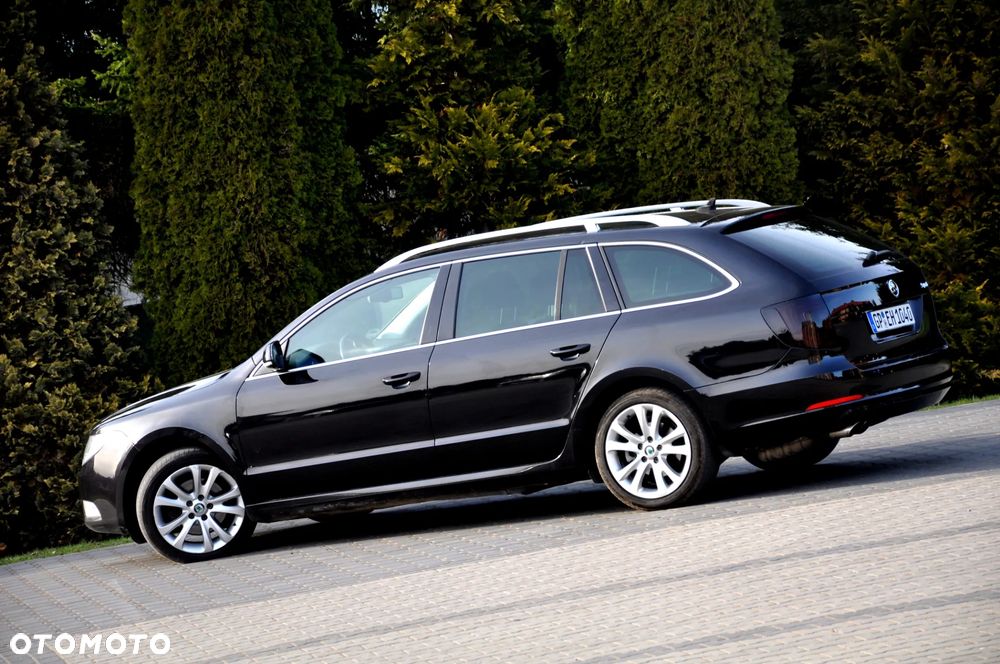 Skoda Superb 2.0 TDI DSG Exclusive - 19