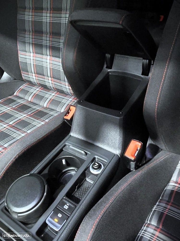 VW Golf GTI Performance BlueMotion DSG - 30