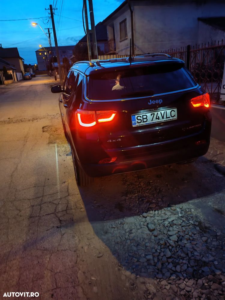 Jeep Compass 2.0 M-Jet 4x4 AT Limited - 11