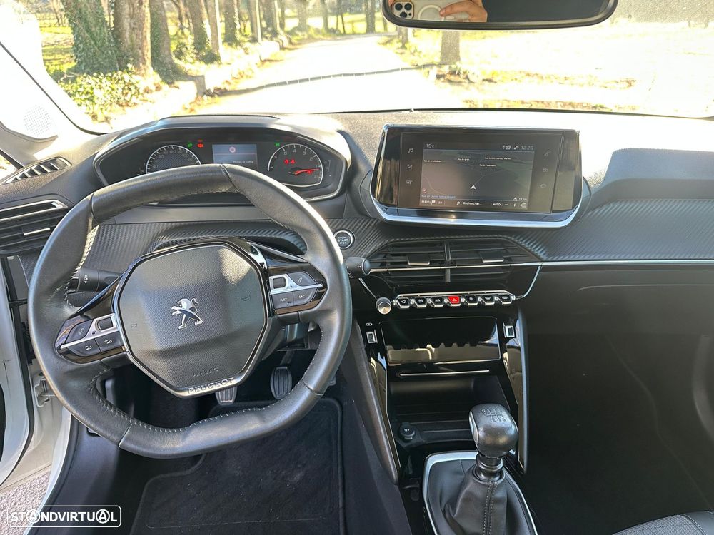 Peugeot 208 1.2 PureTech Allure - 16