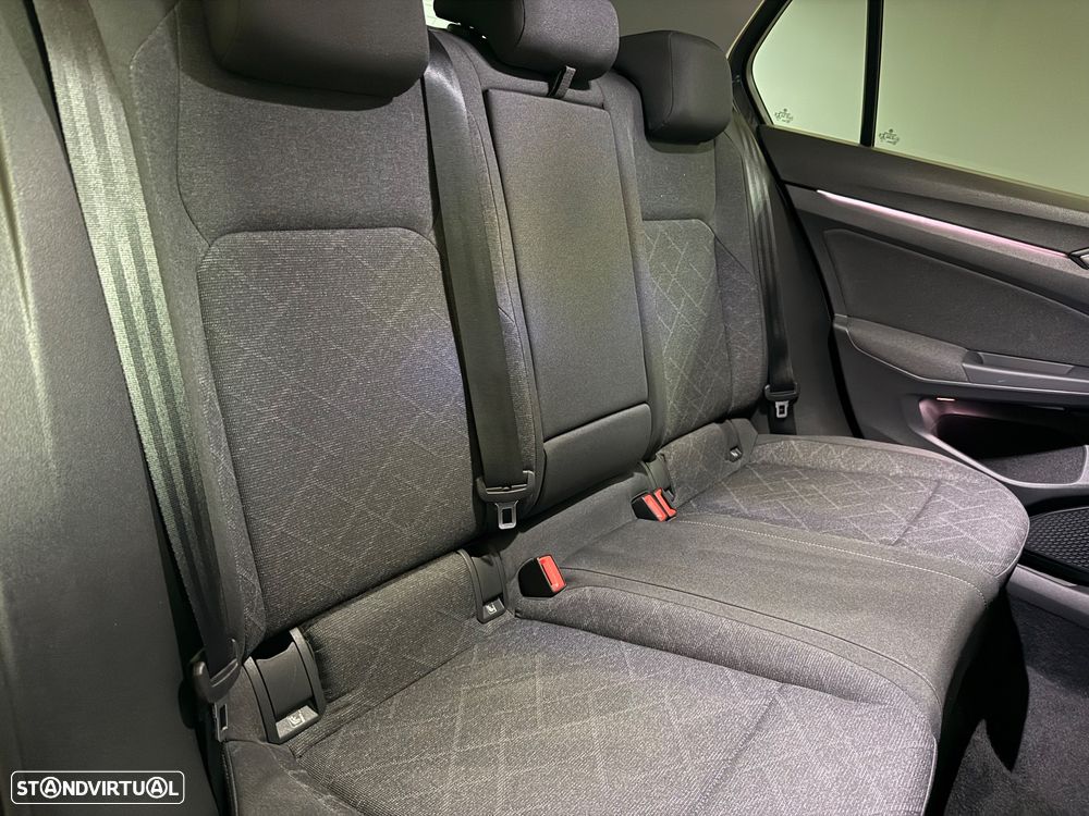 VW Golf 1.0 TSI Sportline - 13