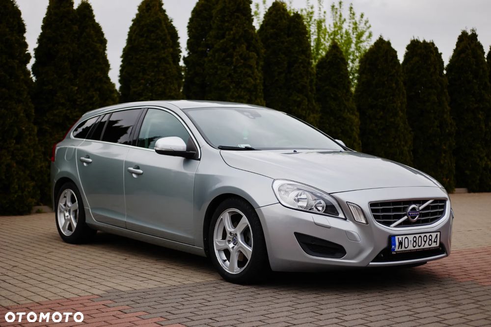 Volvo V60 D4 Geartronic RDesign - 10