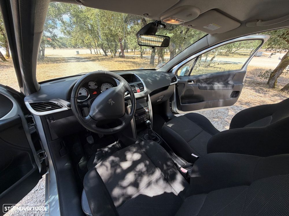 Peugeot 207 1.6 HDi Sport - 13