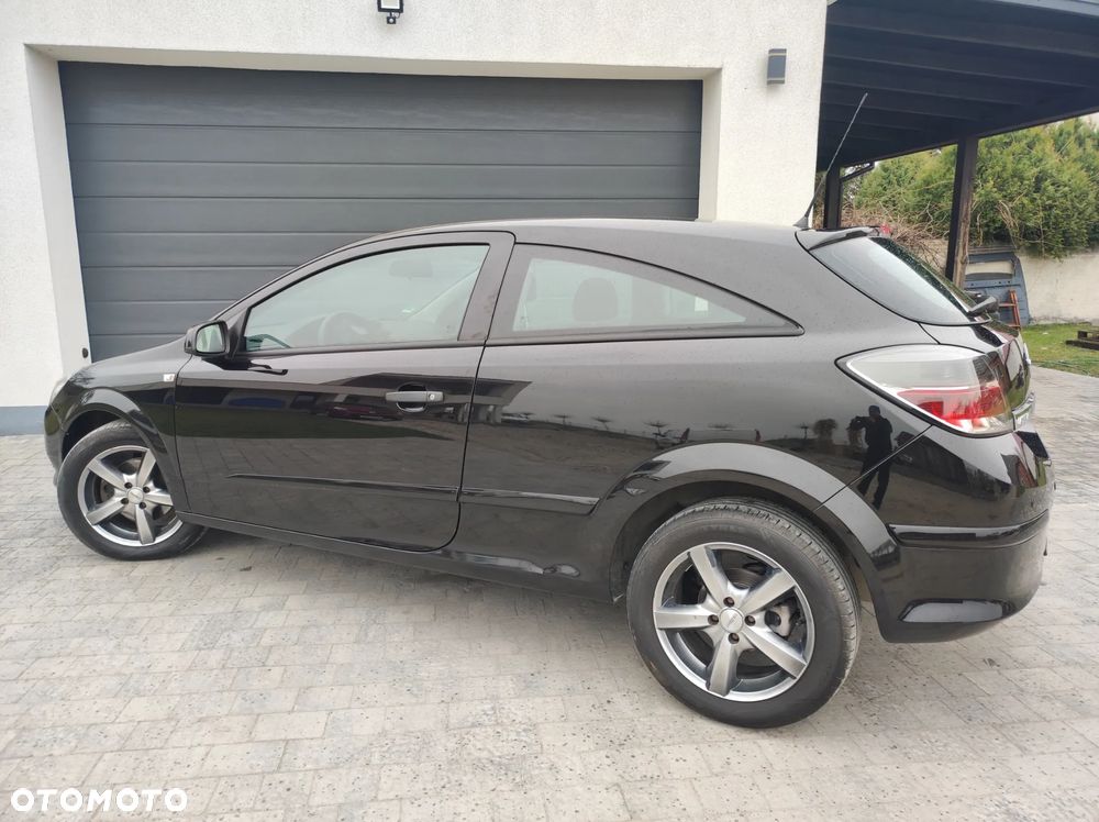 Opel Astra 1.4 GL - 25