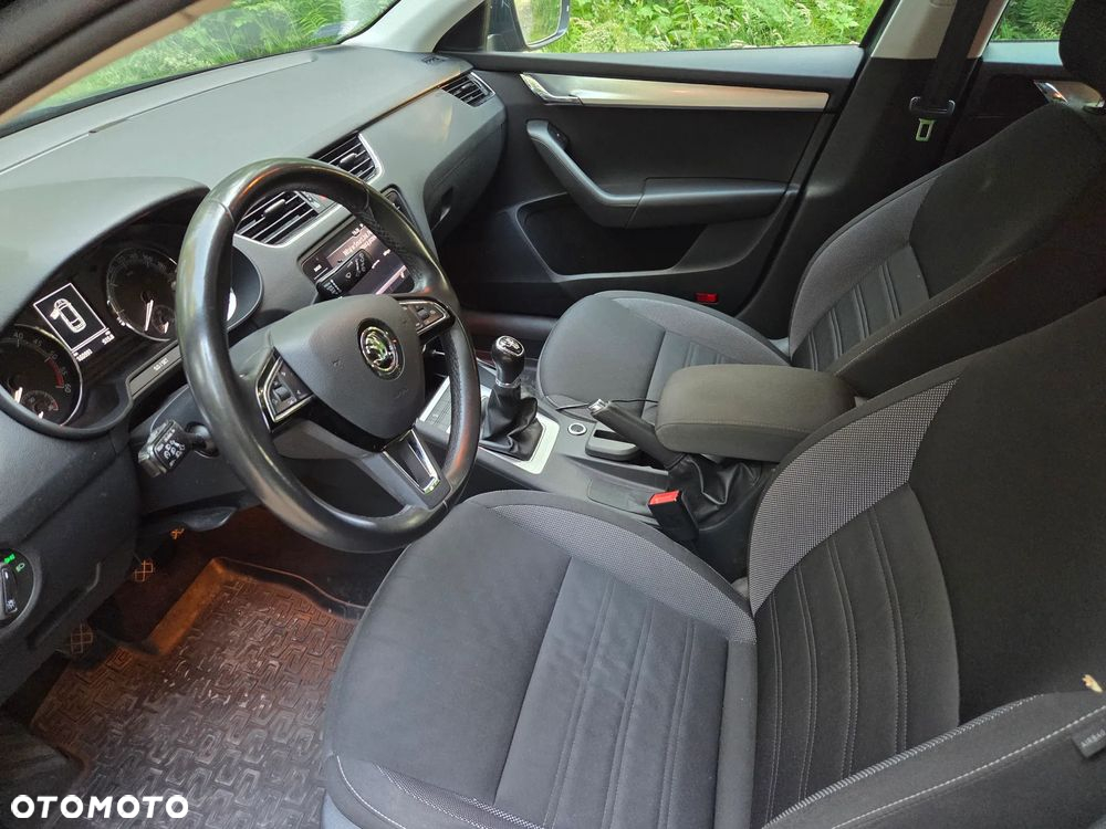 Skoda Octavia 1.6 TDI Ambition - 16